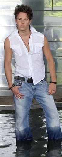 https://www.showbiz.cz/public/files/gallery/thumb/41/41df0d36ea492bb30a33d8de67e074711312483588.jpg