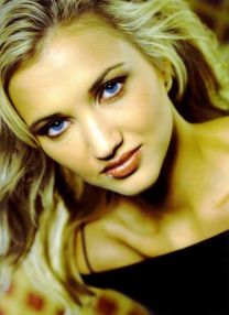 https://www.showbiz.cz/public/files/gallery/thumb/42/42b12c6d4639c773003913fedd2705a01312482780.jpg