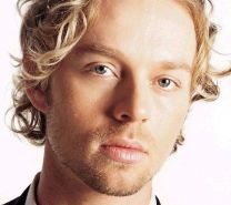 https://www.showbiz.cz/public/files/gallery/thumb/52/526cfaf6196a0a96e2a04546dbdb32651312551372.jpg