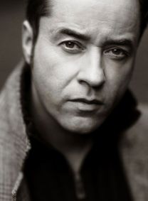 https://www.showbiz.cz/public/files/gallery/thumb/63/63edbce70e9c44fc472d86c4990e306a1312474203.jpg