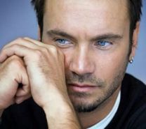 https://www.showbiz.cz/public/files/gallery/thumb/66/66e5d0f6e28b76a7b209339ef6f081881312577549.jpg