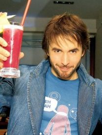 https://www.showbiz.cz/public/files/gallery/thumb/6c/6cc5d6955f8ff8cb01604f472fe05b491312553505.jpg
