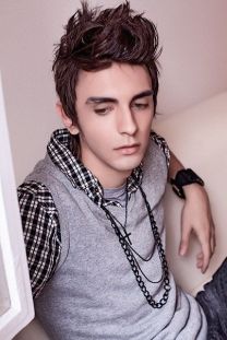 https://www.showbiz.cz/public/files/gallery/thumb/85/85cd572a73b56a2a1be89c2740786eb01312577115.jpg