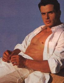 https://www.showbiz.cz/public/files/gallery/thumb/8c/8c5c2e1bc776ecc817ca70db0a9c032a1312572606.jpg