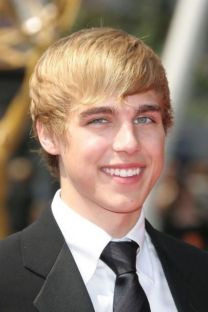 https://www.showbiz.cz/public/files/gallery/thumb/8e/8eda9ee32e842d64af49f447d579f8b41312569383.jpg