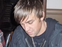 https://www.showbiz.cz/public/files/gallery/thumb/8f/8f3abe37e147dbd5f01e49475cbb048a1312526438.jpg