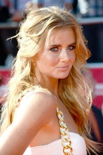 https://www.showbiz.cz/public/files/gallery/thumb/96/961c91293a185f0fa322303b9ae6df20.jpg