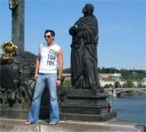 https://www.showbiz.cz/public/files/gallery/thumb/9c/9c67e7aa6aba4f2f6732abac41b10b3b1312566450.jpg