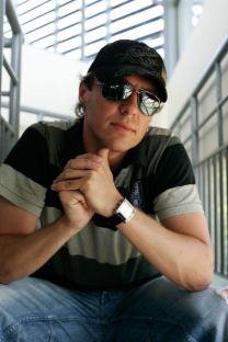 https://www.showbiz.cz/public/files/gallery/thumb/9e/9eb91eb988006f63b222ef5e1e3f70221312581305.jpg