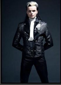 https://www.showbiz.cz/public/files/gallery/thumb/b8/b86f038667cdc7f137ed6414a62f4de51312544200.jpg