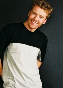 https://www.showbiz.cz/public/files/gallery/thumb/ba/ba2f83baa592bc9ff376f974505e068f1312491094.jpg