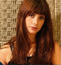 https://www.showbiz.cz/public/files/gallery/thumb/cf/cf8f87e4eac16fa6bfc0fc2279d70ae01312478933.jpg