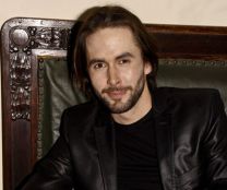 https://www.showbiz.cz/public/files/gallery/thumb/df/dfa165402d982f6388448f620d24ea52.jpg