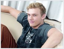 https://www.showbiz.cz/public/files/gallery/thumb/eb/ebb8b3027600bceb1f8c84afdc2c4d171312533309.jpg