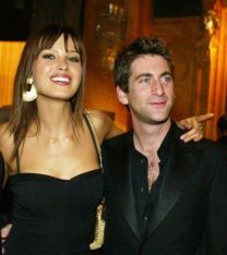 https://www.showbiz.cz/public/files/gallery/thumb/ee/ee121a01972fb0e06df889f70fd21af81312548795.jpg