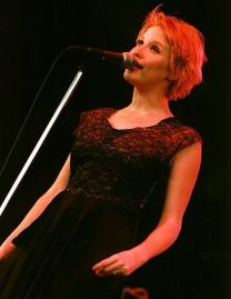 https://www.showbiz.cz/public/files/gallery/thumb/ef/ef9e2c354541d81a67904c2e3e556e611312583891.jpg
