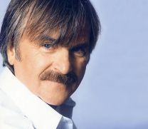 https://www.showbiz.cz/public/files/gallery/thumb/f1/f1b079487bc8edee624f44f124de0bd51312565871.jpg