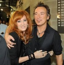 https://www.showbiz.cz/public/files/gallery/thumb/f4/f47e3b57cfd344da4d6e8f4d006f9ee41312574611.jpg