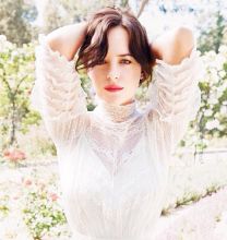 https://www.showbiz.cz/public/files/gallery/thumb/f5/f5de9afe16d07ac707a0a36c7f7c071e.jpg