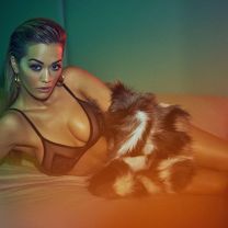 https://www.showbiz.cz/public/files/gallery/thumb/f7/f729bb405d99901f6b6686b0960ec440.jpg
