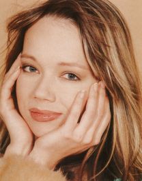 https://www.showbiz.cz/public/files/gallery/thumb/f8/f80eb6cf029f0721253a57d299e64d16.jpg