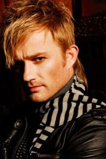 https://www.showbiz.cz/public/files/gallery/thumb/fd/fd6bbf00c718310bc80a26611daf9a8f1312552388.jpg