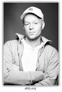 https://www.showbiz.cz/public/files/gallery/thumb/gg/0c45ffbc59912cae61a4394921b7d2591327423213.jpg